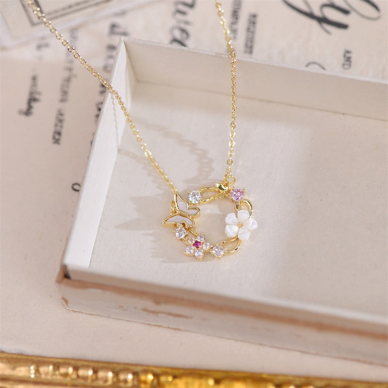 Fashion Cherry Blossoms Flower Necklace For Women Romantic Crystal Zircon Butterfly Flowers Pearl Shell Necklace Wedding Jewelry