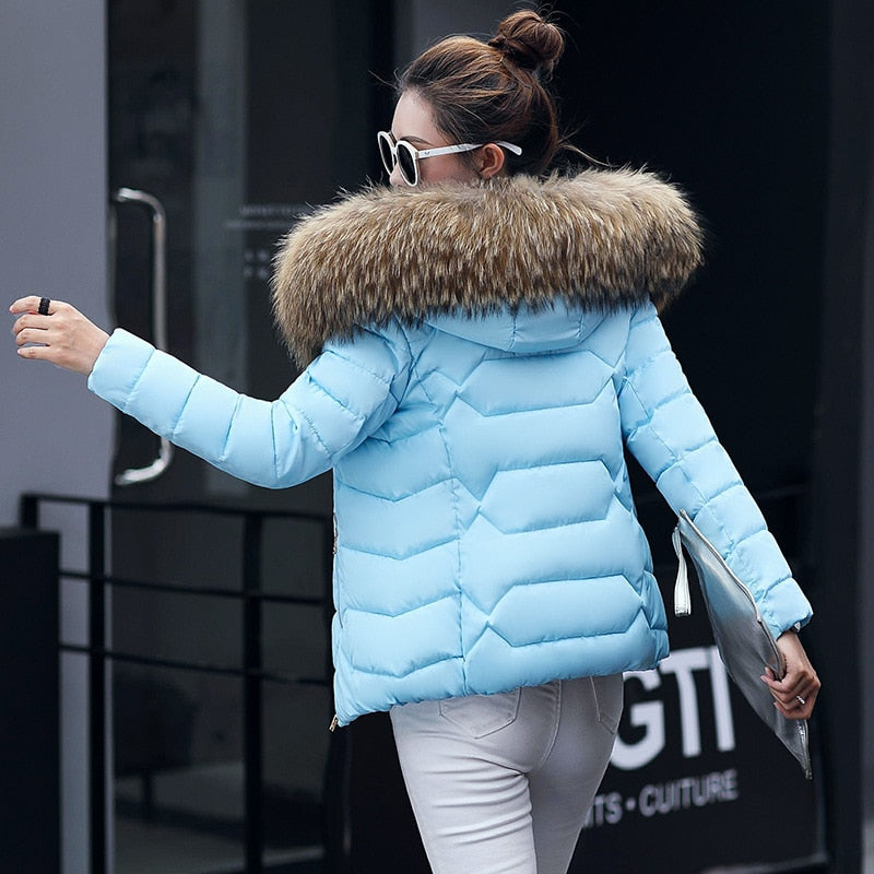 2022 New Women Winter Coat Fake Fur Collar Woman's Parka Short Outwear Warm Down Cotton Jacket Winter Jackets Female Coat Trend