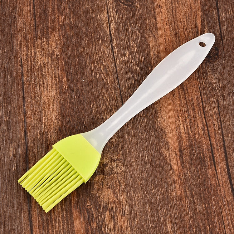 1Pc Portable Silicone Oil Bottle with Brush Grill Oil Brushes with Cover Liquid Oil Pastry Kitchen Bake BBQ Brush Kitchen Tools