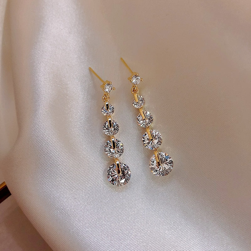 Fashion and high-level crystal Zircon Earrings party focus earrings give gifts to friends everyday wear trendy women&