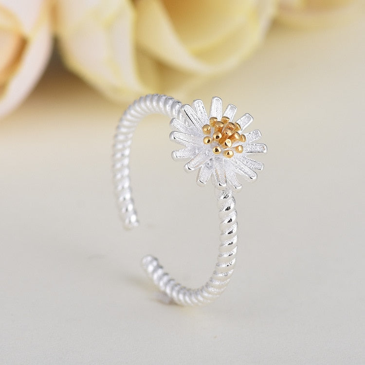 Daisy Flower rings 2022 korean fashion enamel White sunflower Vintage aesthetic Elegant Simple finger Rings for Women Jewelry