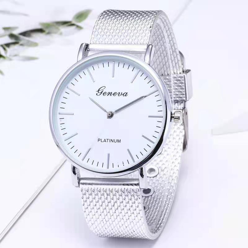 Luxury Wrist Watches for Women Fashion Quartz Watch Silicone Band Dial Women Wathes Casual Ladies watch relogio feminino