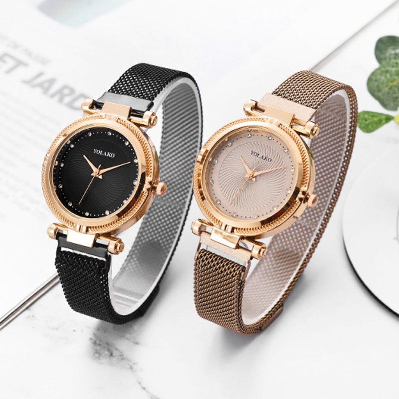 Women watch Bracelet Suit Diamond Dial Women Watches Fashion Rose Pink Magnet Buckle Ladies Quartz Wristwatches Simple Female