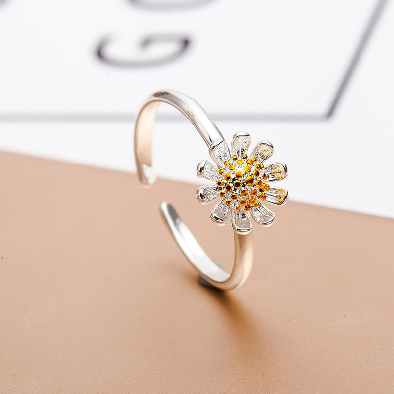 Daisy Flower rings 2022 korean fashion enamel White sunflower Vintage aesthetic Elegant Simple finger Rings for Women Jewelry