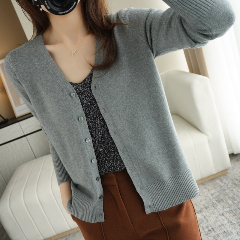 Spring Autumn New V-Neck Knitted Cardigan Women's Loose Large Size Thin Sweater All-Match Jacket Pure Color Basic Small Cardigan