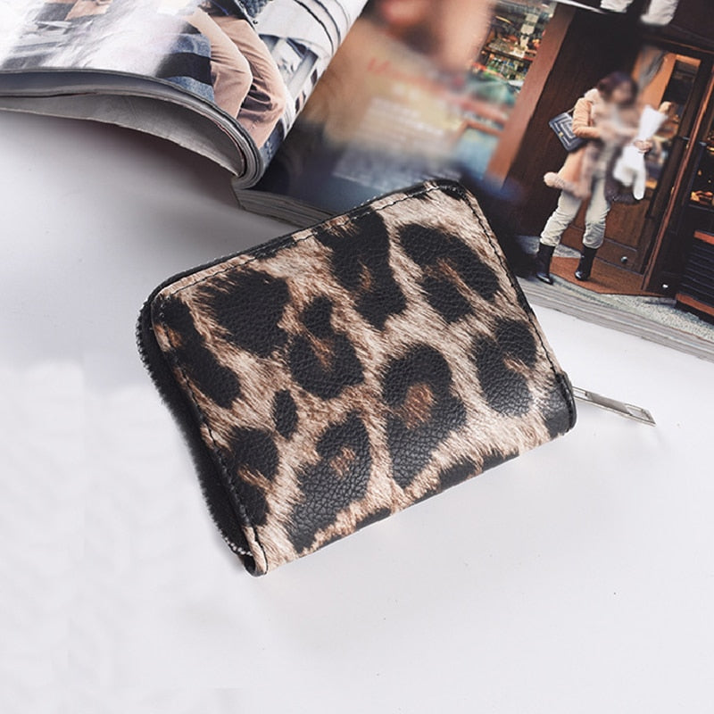 Women Short Wallets New Vintage Fashion Leopard Prints Coin Purse For Girls Clutch Bag PU Ladies Card Holder Clutch  Bag