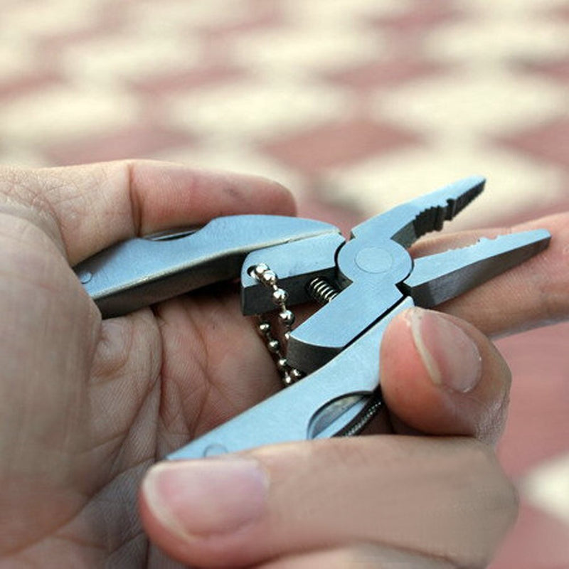 Portable Multifunction Mini Plier Multi-function Folding Pocket Tool Travel Camping Outdoor Survival Tools Keychain Plier