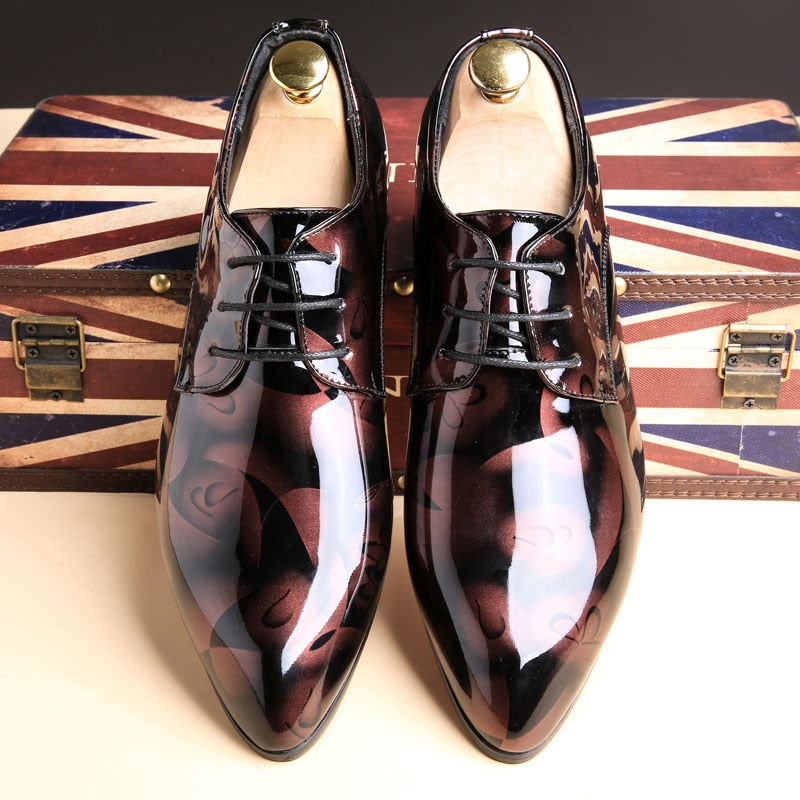 Fashion Patent Leather Men Dress Shoes For Men Pointed Toe Wedding Formal Shoes Luxury Brand Office Oxford Shoes Men Footwear