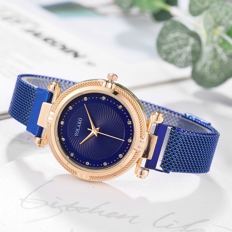 Women watch Bracelet Suit Diamond Dial Women Watches Fashion Rose Pink Magnet Buckle Ladies Quartz Wristwatches Simple Female