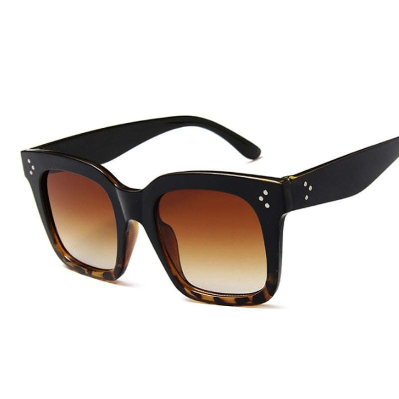 Square Oversized Sunglasses Woman Fashion Black Gradient Vintage Sun Glasses Female Outdoor Shades Driver Retro Oculos De Sol