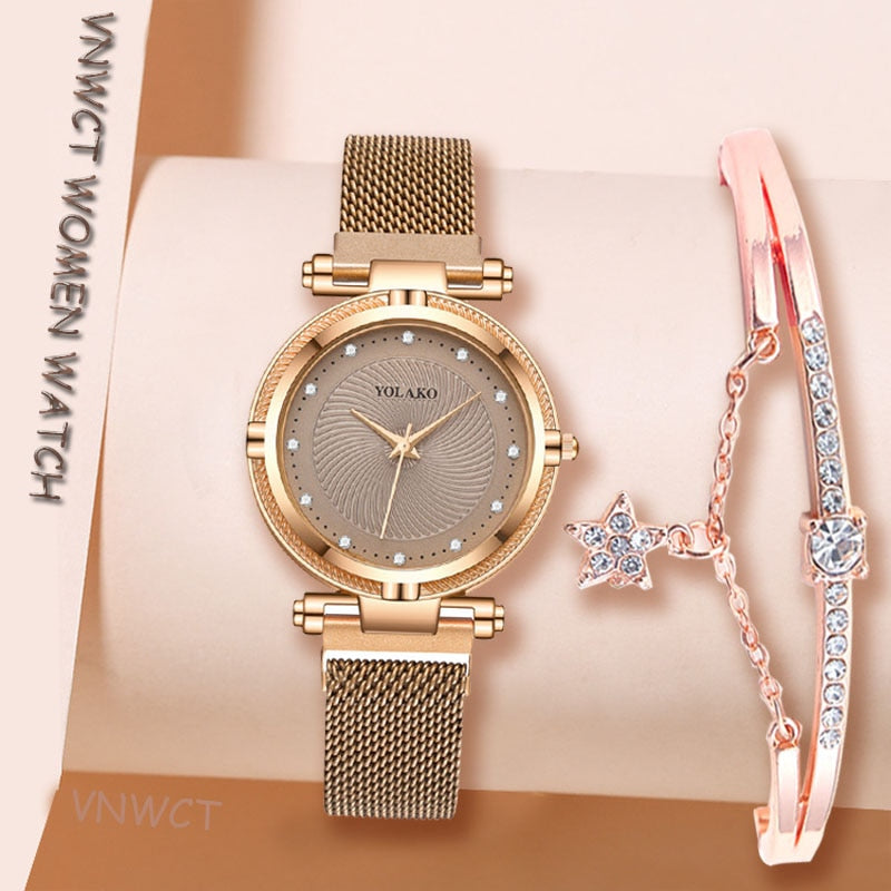 Women watch Bracelet Suit Diamond Dial Women Watches Fashion Rose Pink Magnet Buckle Ladies Quartz Wristwatches Simple Female