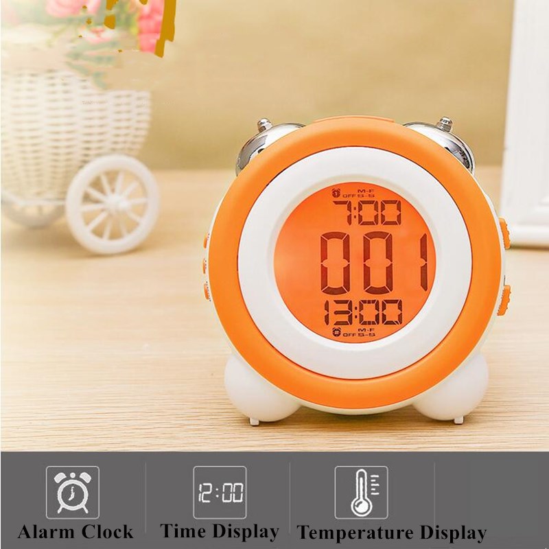 Electronic Clock Dual Alarm Surper Loud Ringing Digital Alarm Clock LCD Table Clock for Bedroom Living Room