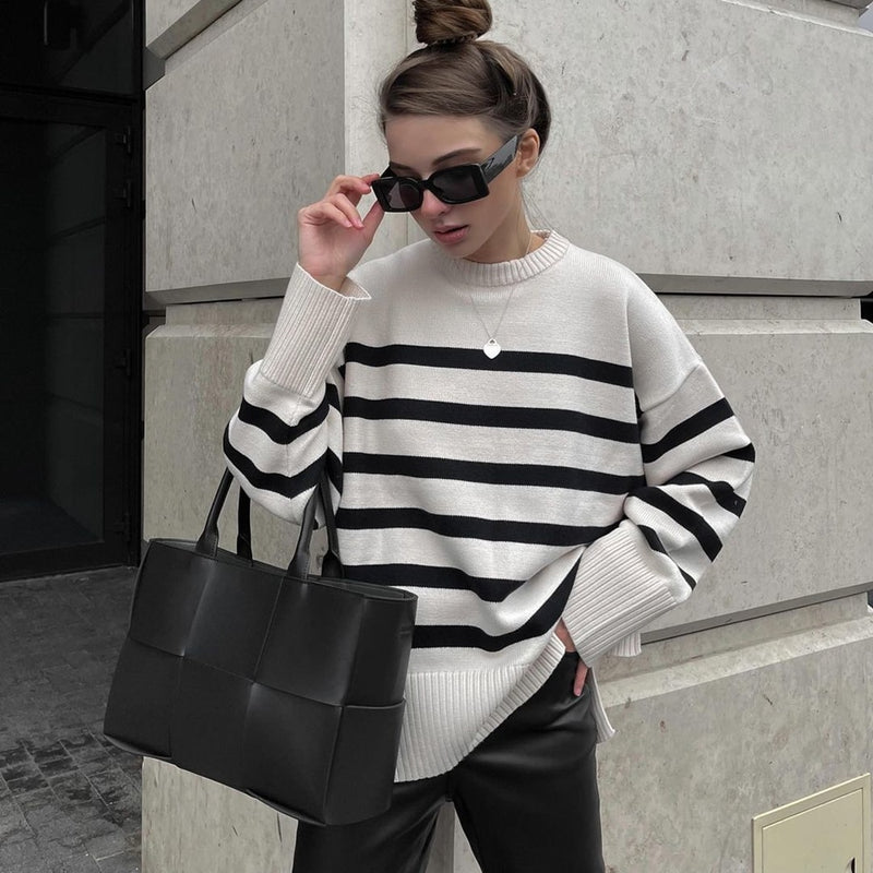 Ladies Autumn Winter Striped Knitted Loose Sweater Women Pullover Tops Long Sleeve O Neck Casual Streetwear Women Sweater Female