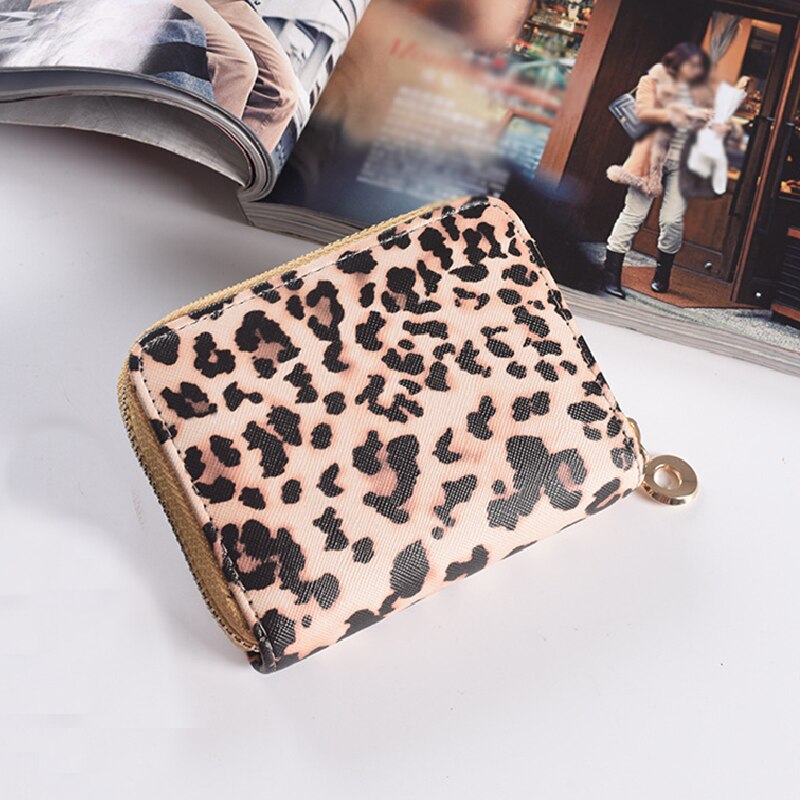 Women Short Wallets New Vintage Fashion Leopard Prints Coin Purse For Girls Clutch Bag PU Ladies Card Holder Clutch  Bag