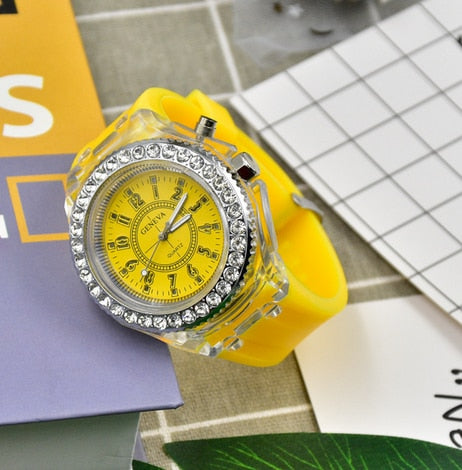 Luminous Personality Rhinestone Led Harajuku Korean Fashion Trend Male and Female Student Couple Jelly Quartz Watch Inteligente