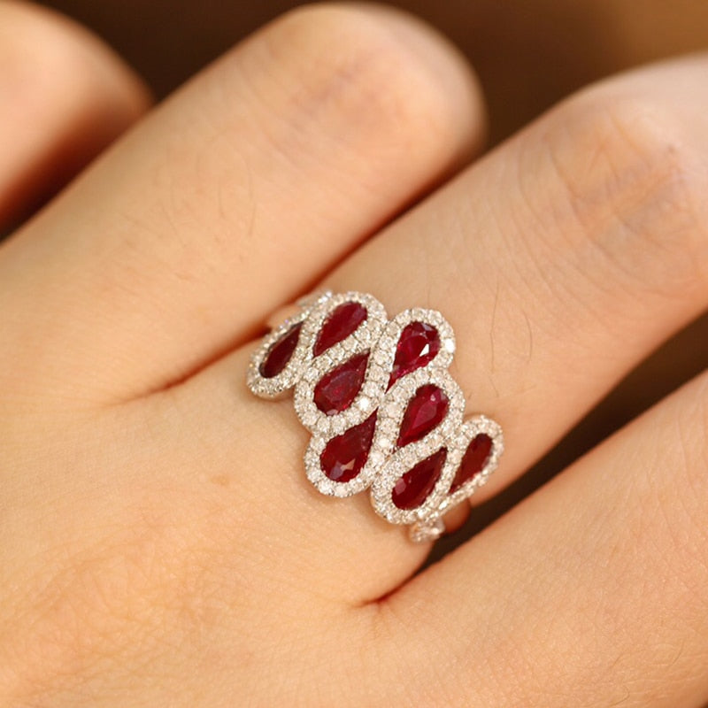 JK&amp;JY 18K White Gold Pear Shape 1.8 Carat High Quality Natural Ruby Ring Luxury Party Fine Jewelry Wholesale