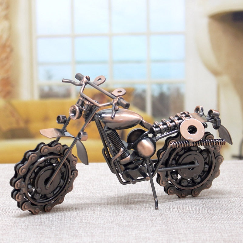 ERMAKOVA 21cm Vintage Motorcycle Model Retro Motor Figurine Iron Motorbike Prop Handmade Boy Gift Kid Toy Home Office Decor