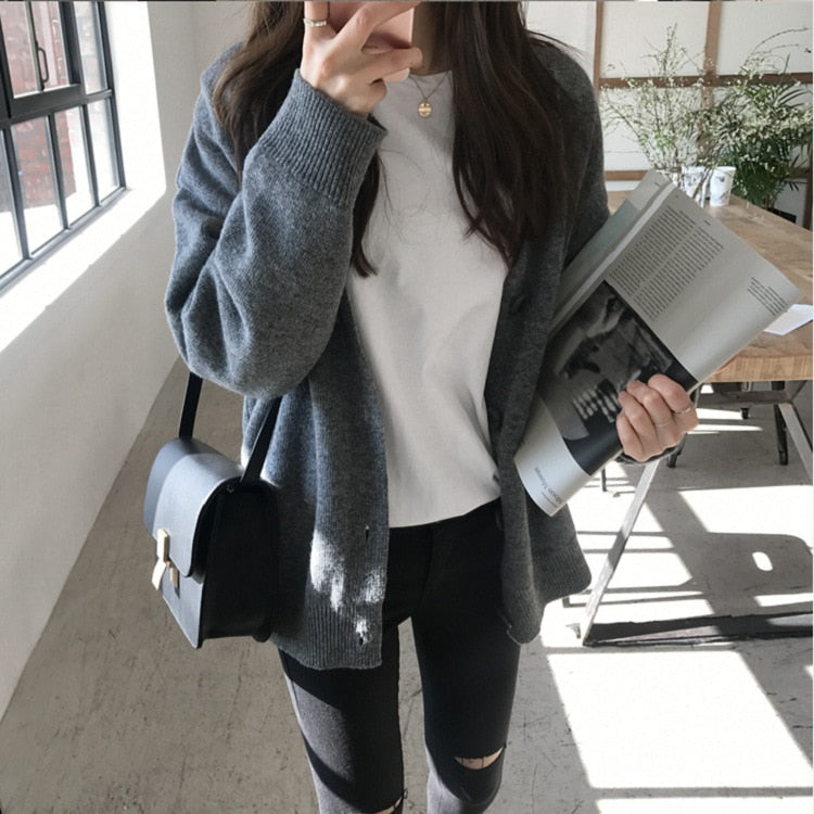 2022 Autumn Loose Cardigans Casual Vintage Women Knitted Sweaters Fashion Korean Long Sleeve Knitwear Female Solid V-neck Casual