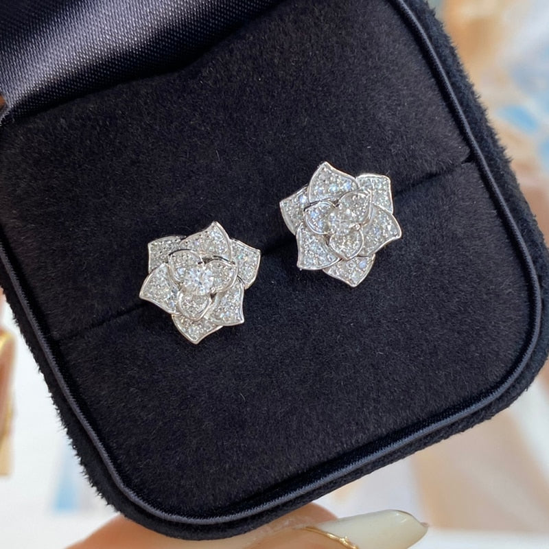 LUOWEND 18K White Gold Earrings Real Diamond Earring Classic Flower Shape Design Luxury Fine Jewelry