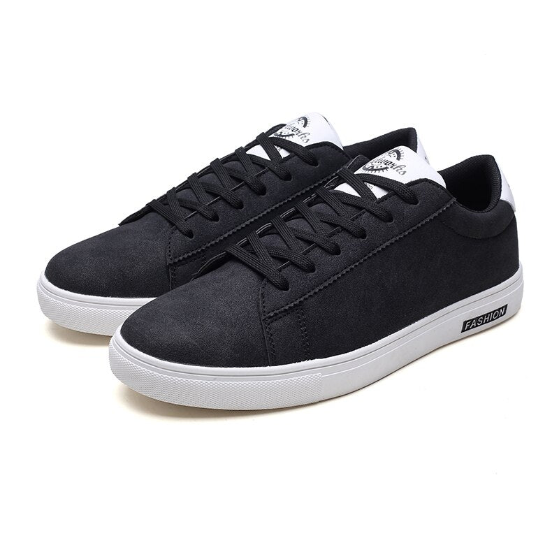 Brand Men&#39;s Lightweight and Comfortable Classic Skate Shoes Canvas Shoes Non-slip Sweat-absorbent Men&#39;s Sneakers Lace-up Shoes