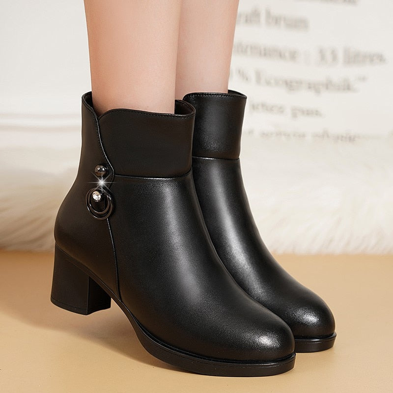 2022 NEW Fashion Soft Leather Women Ankle Boots High Heels Zipper Shoes Warm Wool Winter Boots for Women Plus Size 35-41