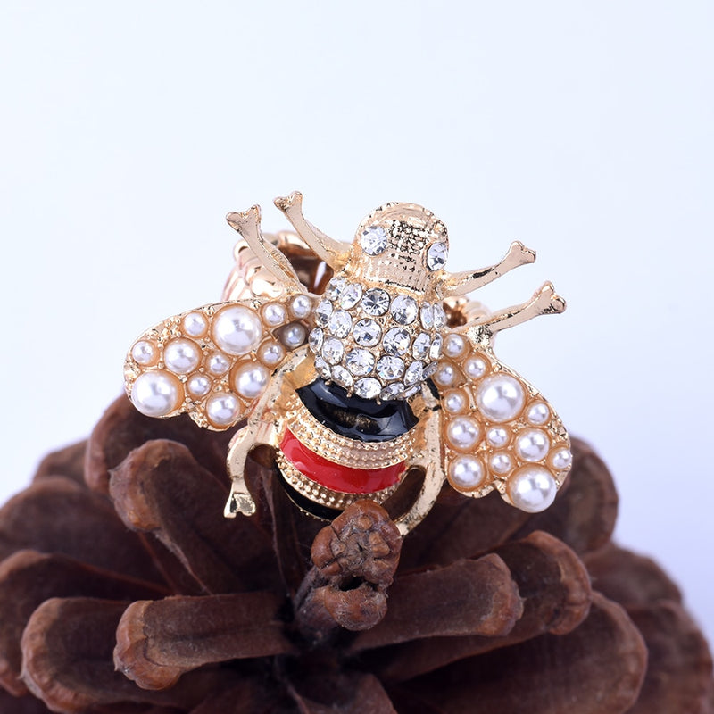 New Fashion Women Animal Bee Rings Pearl Party Wedding Female Jewelry Gold Colour  Adjustable  Trend Rings  Unique Like Gift