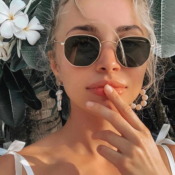 MADELINY Brand Sunglasses Women Mirror Retro Sun Glasses For Women Luxury Vintage Sunglasses Female Black Oculos MA003