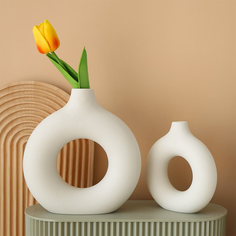 Nordic Ceramic Vase Circular Hollow Donuts Flower Pot Home Living Room Decoration Accessories Interior Office Desktop Decor Gift