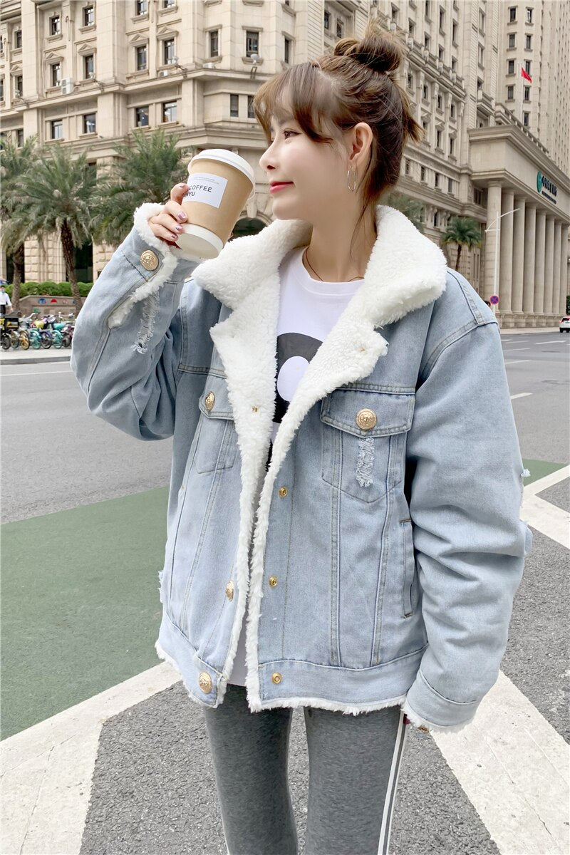 New Winter Jacket Women Autumn Thick Lambswool Lining Warm Denim Jackets Korean Style Plus Velvet Lapel Casual Jean Outerwea