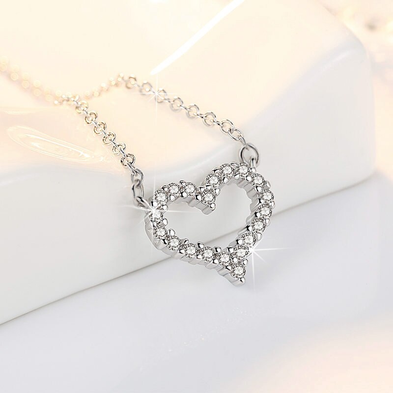 Hot Sale Fashion 925 Sterling Silver Heart Zircon Pendants Necklaces Women Jewelry Birthday Gift Rhinestone Charm Clavicle Chain