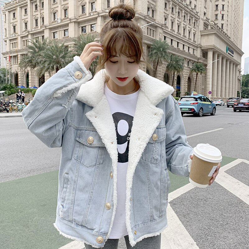 New Winter Jacket Women Autumn Thick Lambswool Lining Warm Denim Jackets Korean Style Plus Velvet Lapel Casual Jean Outerwea