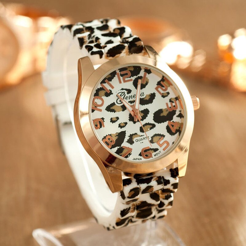 Fashion Geneva Brand Ladies Watch Leopard pattern Quartz Wristwatch Women Band Casual Female Clock relogio feminino