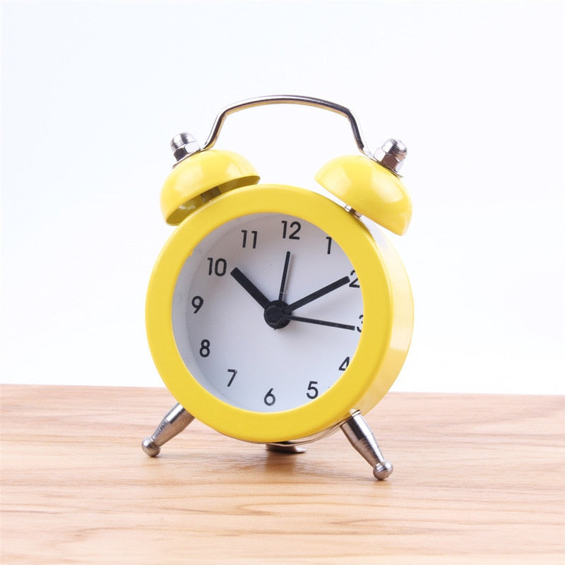 Cute Mini Metal Round Alarm Clock Desk Table Electronic Digital Clock Bedroom Living Room Alarm Clock Creative Home Decoration