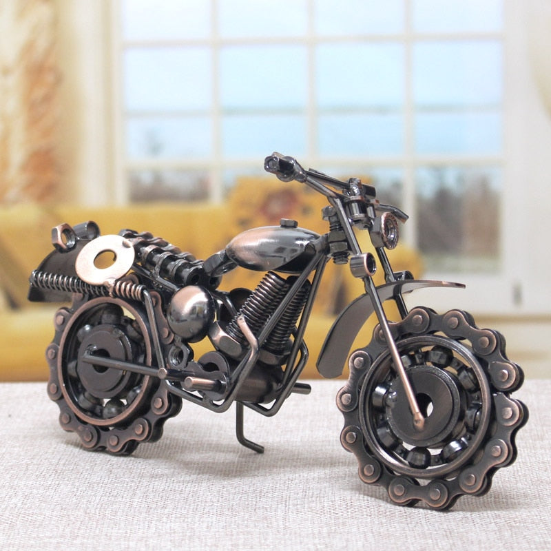 ERMAKOVA 21cm Vintage Motorcycle Model Retro Motor Figurine Iron Motorbike Prop Handmade Boy Gift Kid Toy Home Office Decor