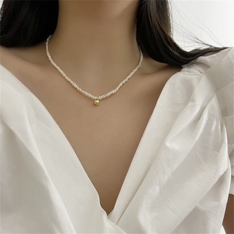 New Fashion Four Pearl Choker Necklaces Girl Summer Luxury Baroque Pearl Pendant Clavicle Chain For Women Jewelry Gift