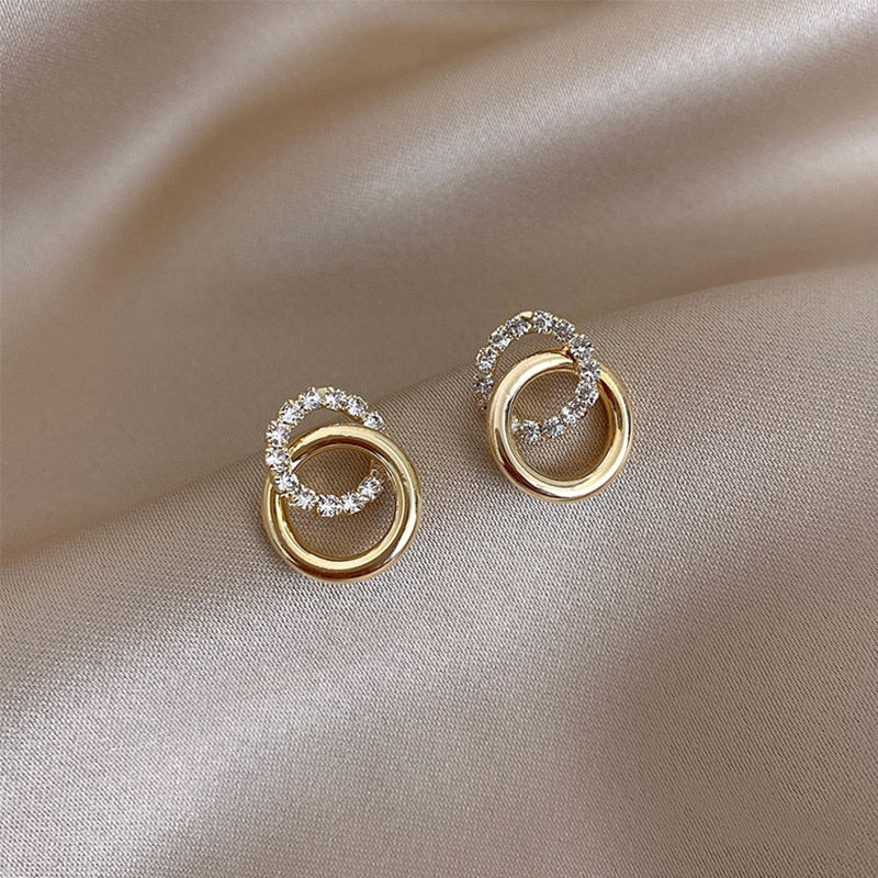 New Fashion Contracted Heart Pearl Fine Earrings Joker Sweet Elegant Temperament Women Drop Earrings