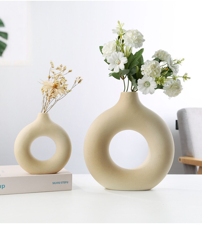 Nordic Ceramic Vase Circular Hollow Donuts Flower Pot Home Living Room Decoration Accessories Interior Office Desktop Decor Gift