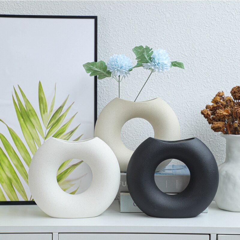 Nordic Ceramic Vase Circular Hollow Donuts Flower Pot Home Living Room Decoration Accessories Interior Office Desktop Decor Gift