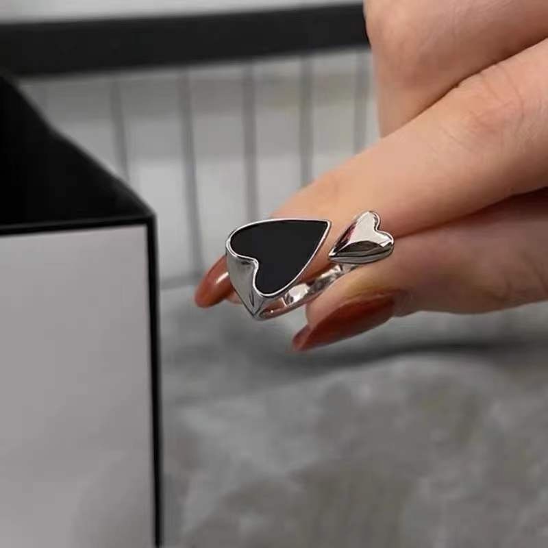 Trendy Two-color Black Heart Rings For Women Minimalist Aesthetic Drop Of Oil Open Rings Female Metal Punk Party Jewelry