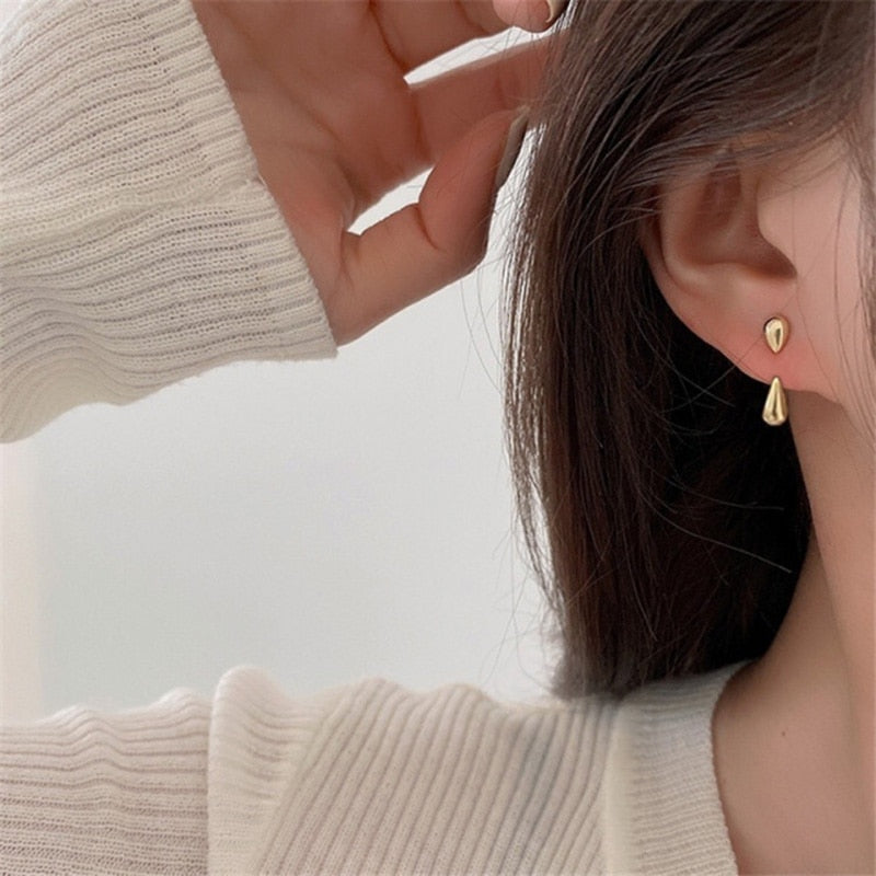 Korean Earing Claw Ear Hook Clip Earrings for Women Four-Prong Setting CZ Gold Color Ear Earrings Fashion Jewelry New Year Gift