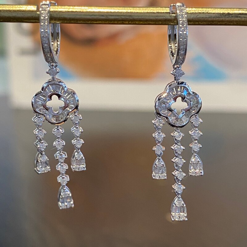 LUOWEND Real 18K White Gold Earrings Natural Diamond Jewelry Luxury Tassel Design Women Wedding Party Drop Earrings